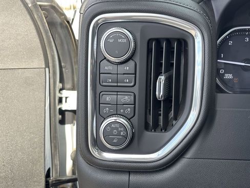 Used 2020 GMC Sierra 2500 SLT image 18