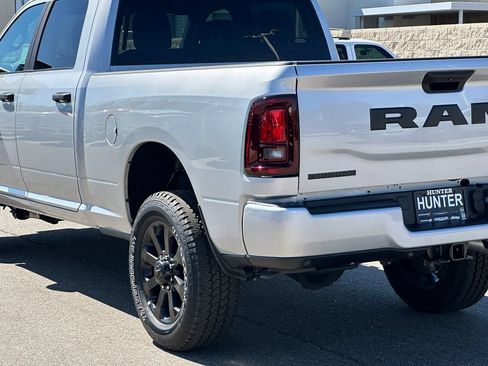 New 2026 RAM 2500 Big Horn AWD/4WD image 5
