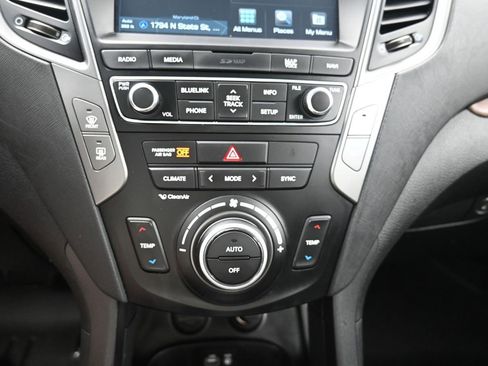 Used 2018 Hyundai Santa Fe Sport image 15