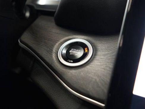 New 2025 Jeep Grand Cherokee L Limited image 37