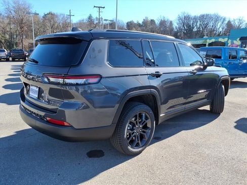 New 2025 Jeep Grand Cherokee L Limited image 4