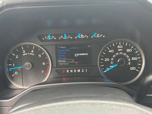 Used 2015 Ford F150 XLT w/ Equipment Group 301A Mid AWD/4WD image 24