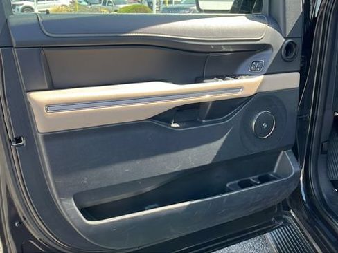 Used 2024 Ford Expedition Max Limited AWD/4WD image 15