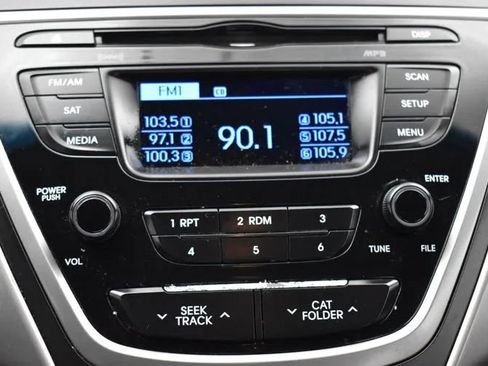 Used 2014 Hyundai Elantra SE FWD image 27