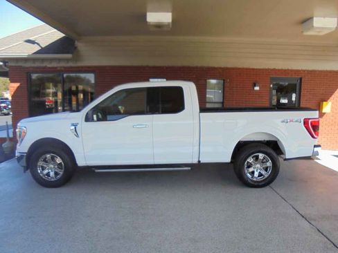 Used 2022 Ford F150 XLT w/ Equipment Group 302A High image 1