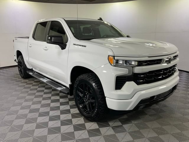 Used 2025 Chevrolet Silverado 1500 RST w/ LPO, Dark Essentials Package AWD/4WD image 3