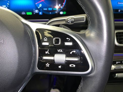 Used 2022 Mercedes-Benz GLS 450 4MATIC image 22