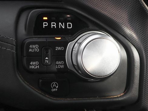 Used 2025 RAM 1500 Limited w/ Body Color Bumper Group image 39