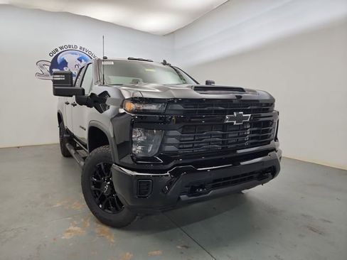 New 2026 Chevrolet Silverado 2500 Custom w/ Custom Value Package image 2