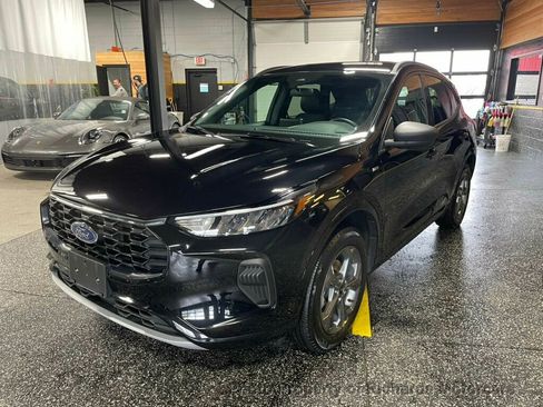 Used 2024 Ford Escape ST-Line AWD/4WD image 4