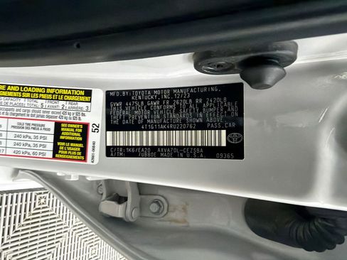 Used 2024 Toyota Camry SE FWD image 30