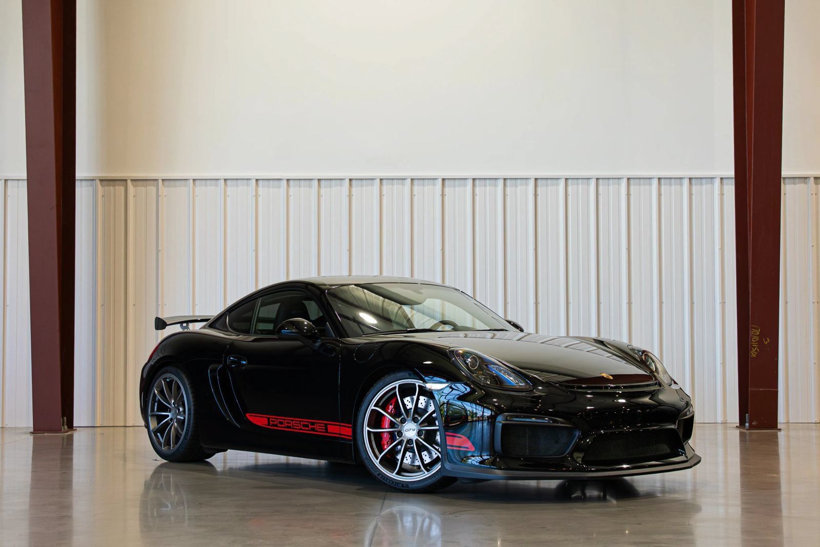 Used 2016 Porsche Cayman GT4 RWD image 1