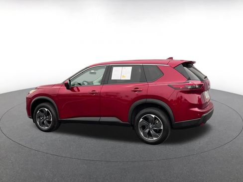 Used 2025 Nissan Rogue SV AWD/4WD image 10