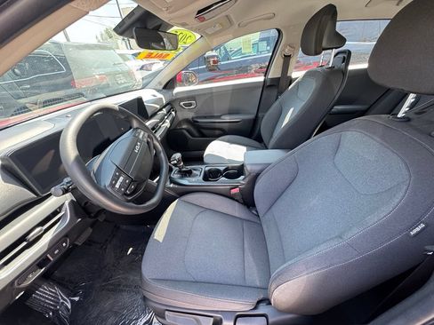 Certified 2025 Kia K4 FWD image 6