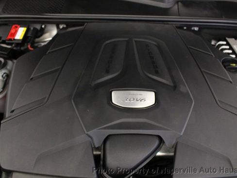 Used 2021 Porsche Cayenne Coupe AWD/4WD image 46