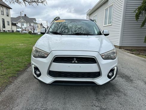 Used 2015 Mitsubishi Outlander Sport SE AWD/4WD image 3