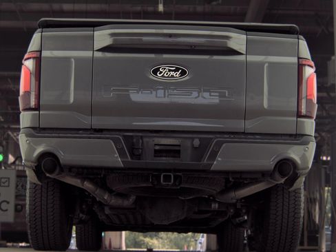 Used 2024 Ford F150 Lariat w/ Bed Utility Package AWD/4WD image 6
