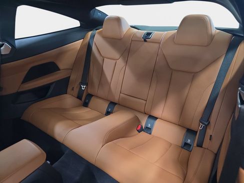 Used 2024 BMW 430i Coupe w/ Convenience Package RWD image 12