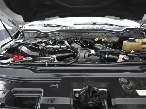 Used 2019 Ford F250 Lariat w/ Lariat Ultimate Package AWD/4WD image 14