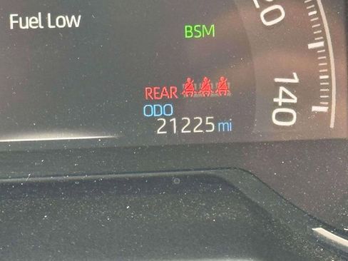 Used 2023 Toyota RAV4 XLE Premium image 26