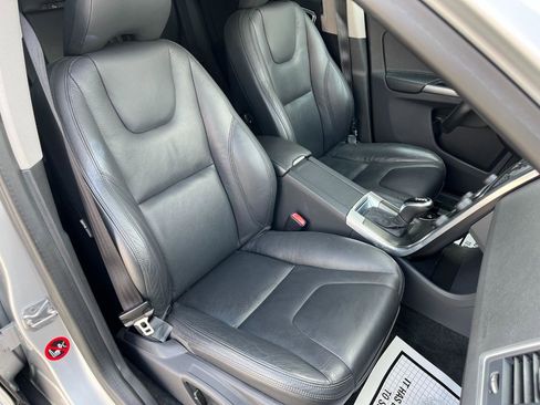 Used 2014 Volvo XC60 T6 image 20