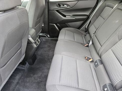 Used 2025 Chevrolet Equinox LT image 29