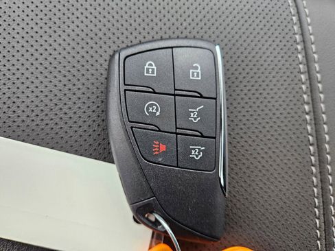 New 2026 GMC Yukon XL Elevation image 33