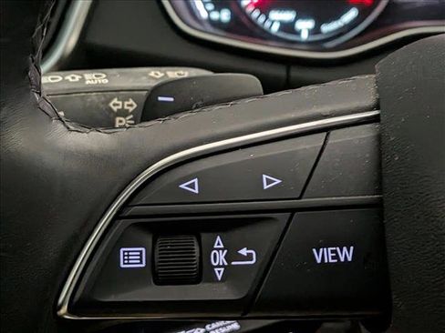 Used 2023 Audi Q5 2.0T Premium w/ Convenience Package image 13