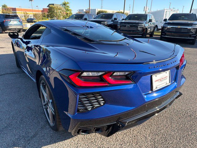 New 2027 Chevrolet Corvette Stingray Coupe w/ 2LT RWD image 5
