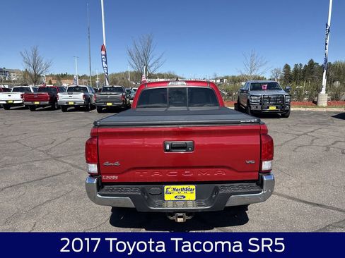 Used 2017 Toyota Tacoma SR5 w/ Tow Package AWD/4WD image 7
