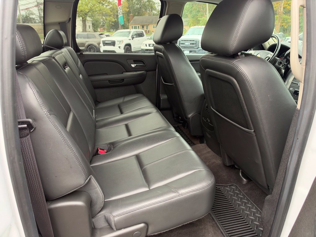Used 2014 Chevrolet Silverado 3500 LTZ w/ LTZ Plus Package AWD/4WD image 26