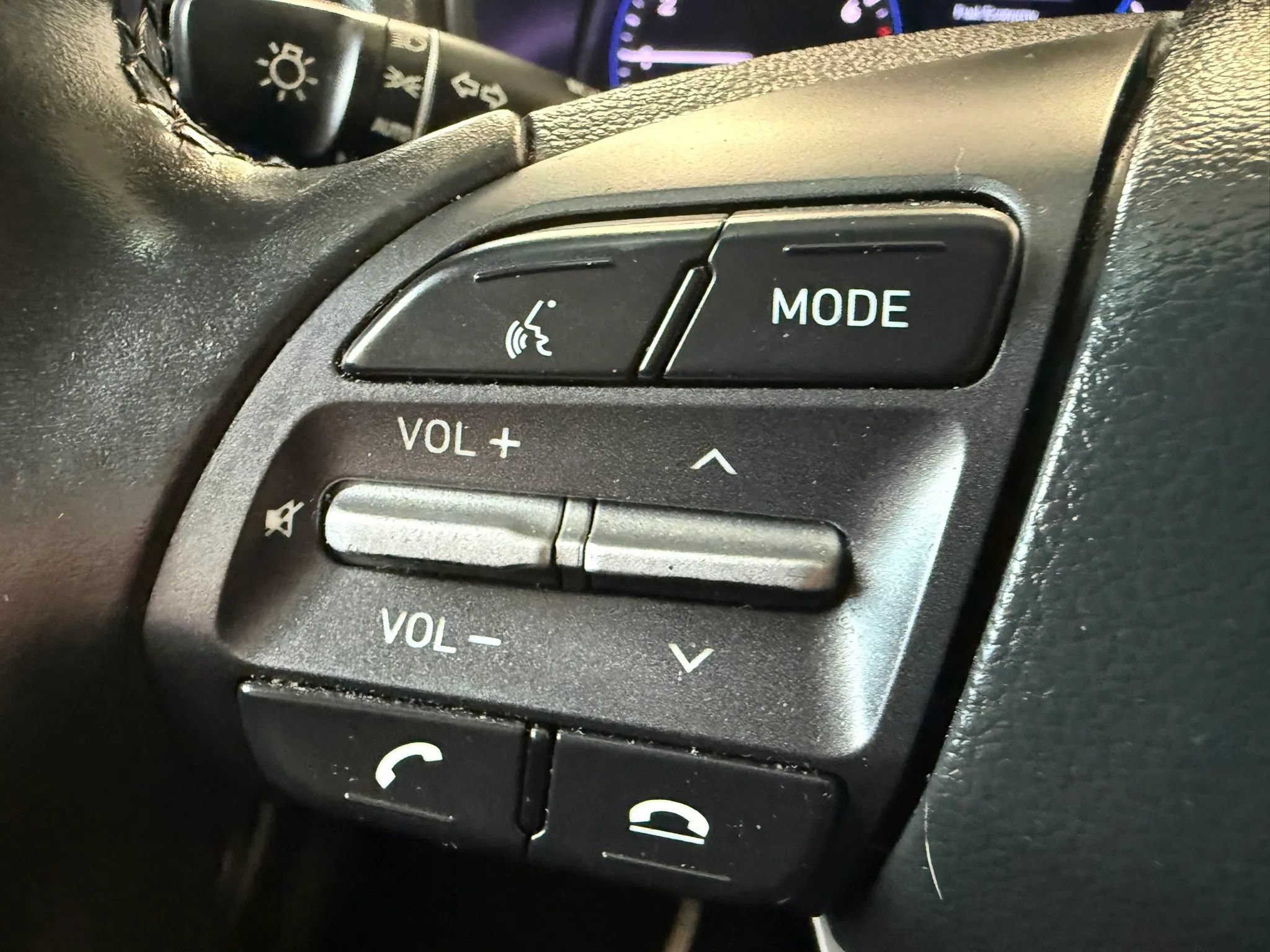 Used 2020 Hyundai Kona SEL FWD image 25