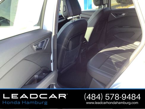 Used 2022 Audi Q4 e-tron Premium Plus image 14
