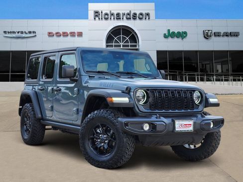 Used 2025 Jeep Wrangler Sport image 1