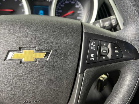 Used 2013 Chevrolet Equinox LS AWD/4WD image 8