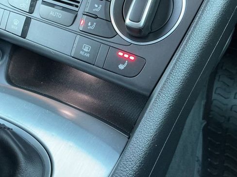 Used 2018 Audi Q3 2.0T Premium Plus w/ Premium Plus Package image 56