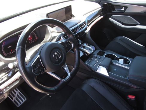 Certified 2023 Acura MDX A-Spec AWD/4WD image 17