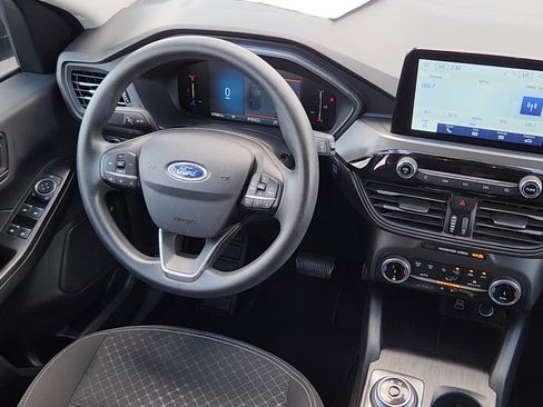 Certified 2025 Ford Escape Active AWD/4WD image 6