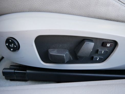 Used 2008 BMW 128i Convertible image 21