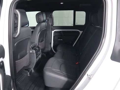 New 2025 Land Rover Defender 110 S image 23