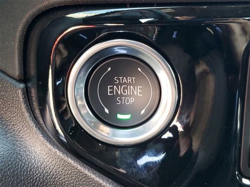 New 2026 GMC Sierra 1500 SLT w/ SLT Premium Package image 18