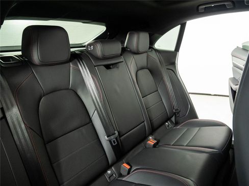 New 2026 Porsche Macan 4S Electric AWD/4WD image 23
