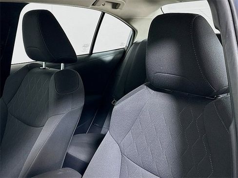Used 2022 Toyota Corolla LE image 20
