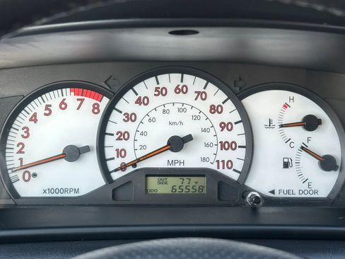 Used 2003 Toyota Corolla S FWD image 5