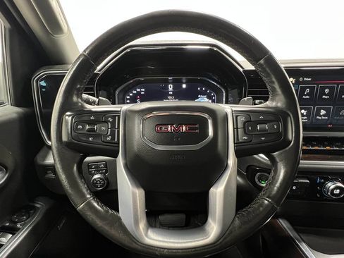 Used 2022 GMC Sierra 1500 SLT w/ SLT Premium Plus Package AWD/4WD image 24