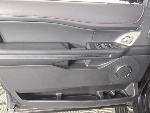 Used 2022 Ford Expedition Max Limited image 23