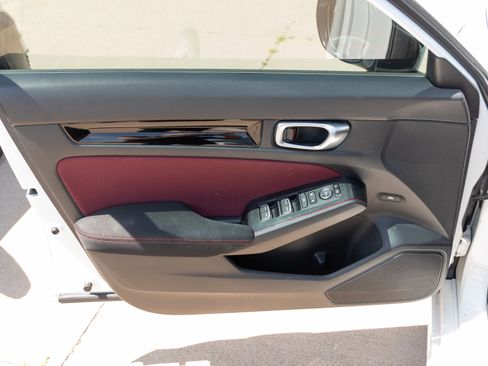 Used 2024 Honda Civic Si image 9