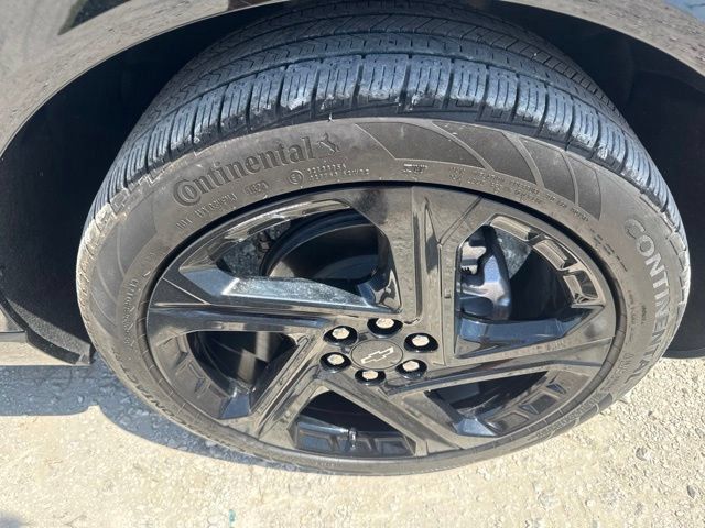 Used 2024 Chevrolet Equinox EV RS FWD image 24