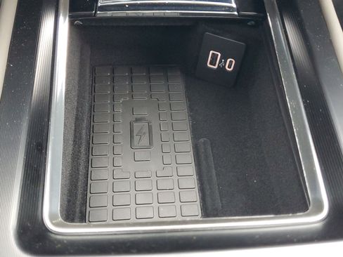 New 2026 Lincoln Corsair Premiere image 23