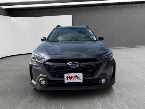 Used 2023 Subaru Outback Premium AWD/4WD image 8